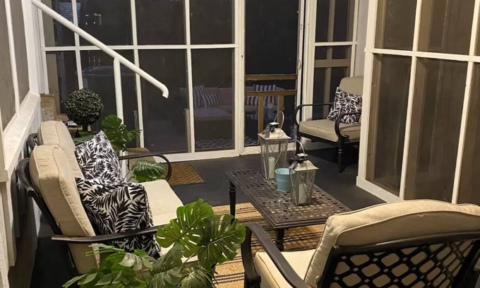 Ellendale Casa | SLEEPS 15-Shady Grove Area Home-5 Bdrms & flex area 6th Bdrm, in vibrant Memphis