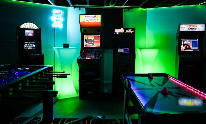 South Austin Casa | Sleeps 18 7BR, Gym, Game Room & Theater