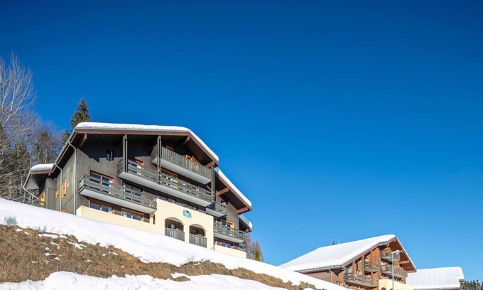 La Lechere Apartamento | Sleeps 3! Studio | Scenic Living in Valmorel!