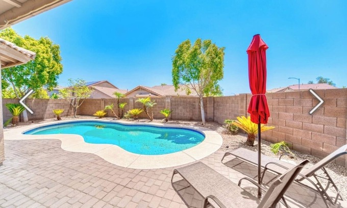 Cottonflower Casa | Relax in Style Sleep 6, 3 BDR/2 BTH, Goodyear Az