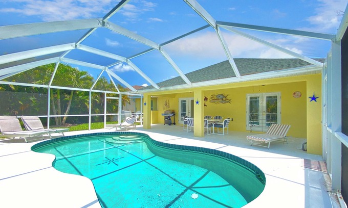 Rotonda Lakes Villa | Canary nest villa, capacidad para 6 personas, piscina privada climatizada, Rotonda, Florida