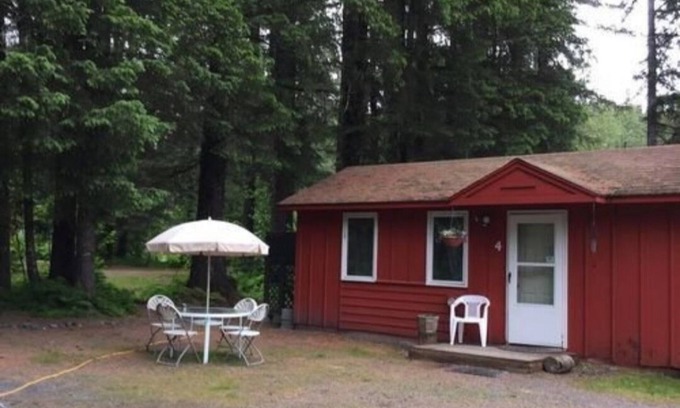Bear Creek Cabaña | Sleeps 6-Private bath