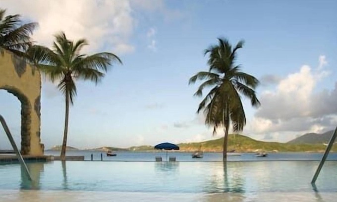 Estate Bakkero Complejo | Sleeps 8 | Beachfront | Spa | Lux Resort | Marriott