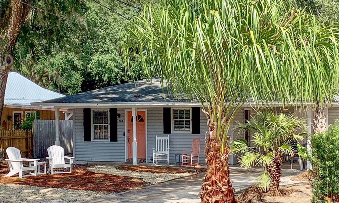 Saint Simons Island Cabaña | Sleeps 8, Pet-friendly, 1.5 miles from beach