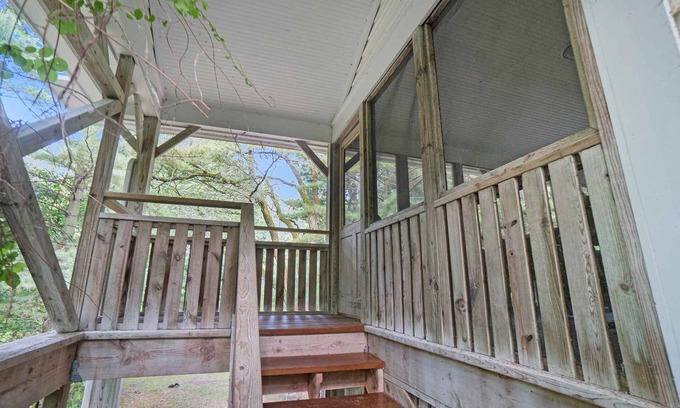 South Haven Cabina | Sleepy Hollow Beach Resort introduces Stonebridge 37