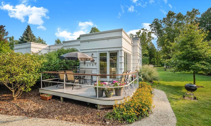 South Haven Cabaña | SLEEPY HOLLOW BEACH RESORT INTRODUCES COTTAGE 14A