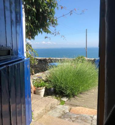 Newcastle Casa | Slieve Donard Cottage Widows Row cottages