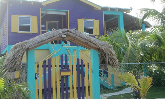 Cayo Corker Villa | SLO-N-EZ Villa- Gold Standard Certified
