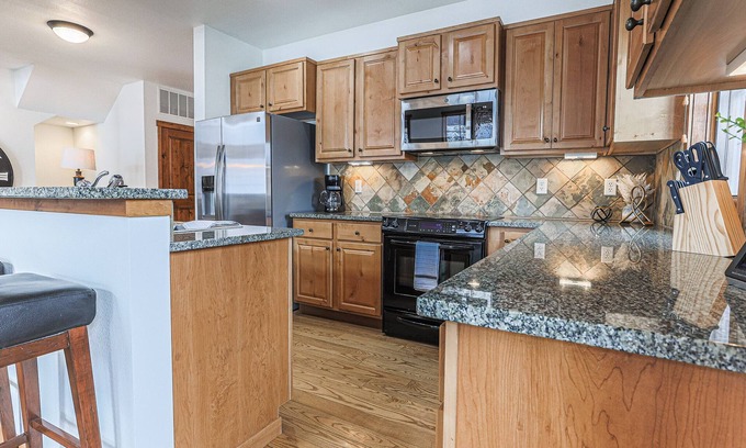 Tamarack Resort Casa | Slope Side Chalet Tamarack Resort:3BR Ski In/Out-Pet OK-Hot Tub