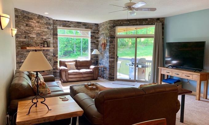 Bellaire Condominio | Slope Side Condo-Schuss Mountain-Cedar River Golf Course - Shanty Creek Resorts