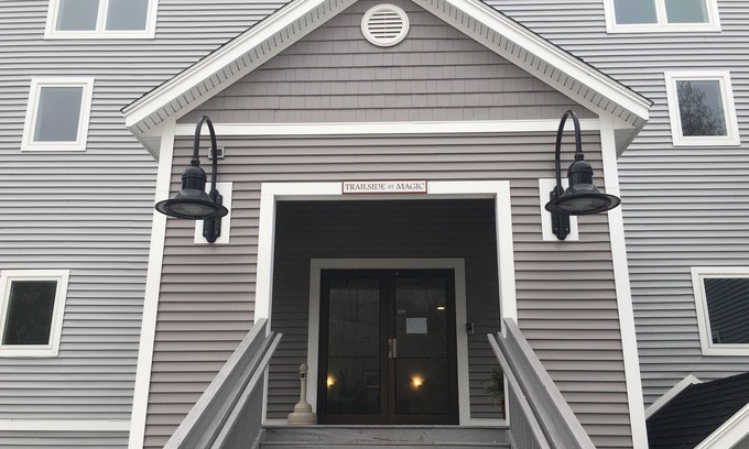Londonderry Condominio | Slopeside 2BR 2BTH Condo at Magic Mountain