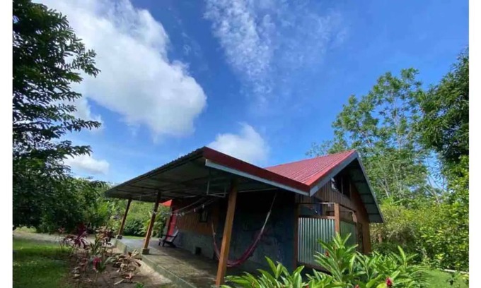 Penjamo Casa | Sloth House Near La Fortuna