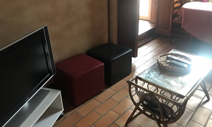 Champs-sur-Marne Casa | Small apartment with us