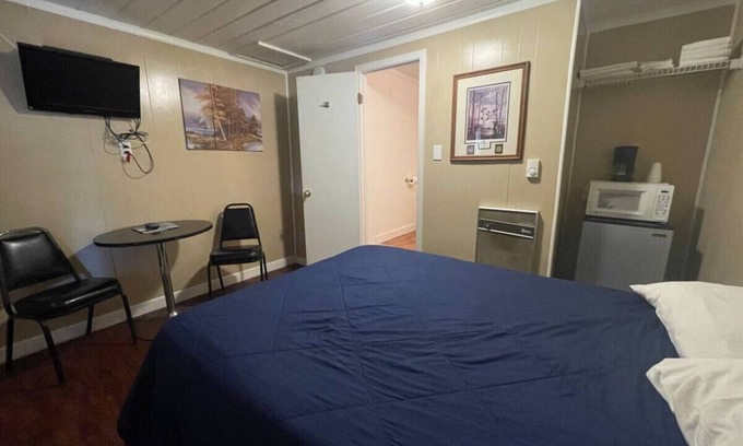 Pottsboro Cabina | Small Cabin on Lake Texoma at Mill Creek: Cabin 5