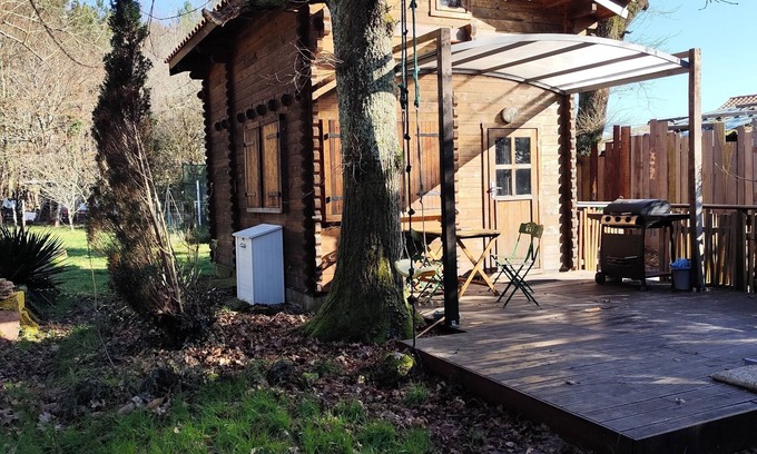 Sanguinet Chalet De Esquí | Small chalet in the Landes region, close to the lake, ocean and Dune du Pilat.