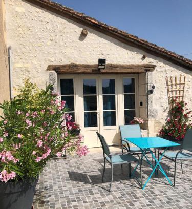 Aubeville Casa | Small country house