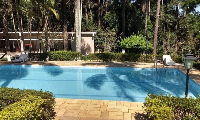 Suzano Casa | Pequeña granja en Suzano con piscina y barbacoa, ocio completo.