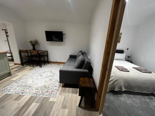 Llanfairpwllgwyngyll Apartamento | Small home in Llanfairpwll