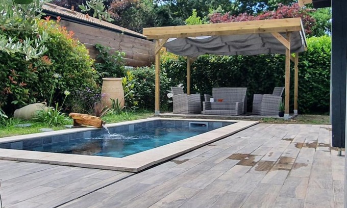 Benesse-Maremne Casa | Small House with pool
