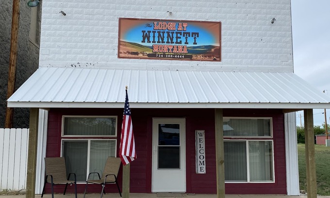 Winnett Casa | Small Town Big Sky