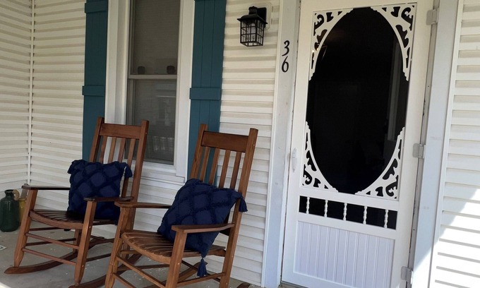 South Charleston Casa | Small Town Charmer 2