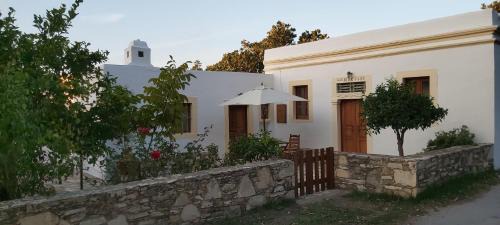 Zia Casa | Small traditional house in Asfendiou Kos