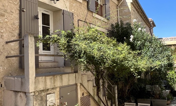 Le Puy-Sainte-Reparade Casa | Small village house in a Provençal hamlet