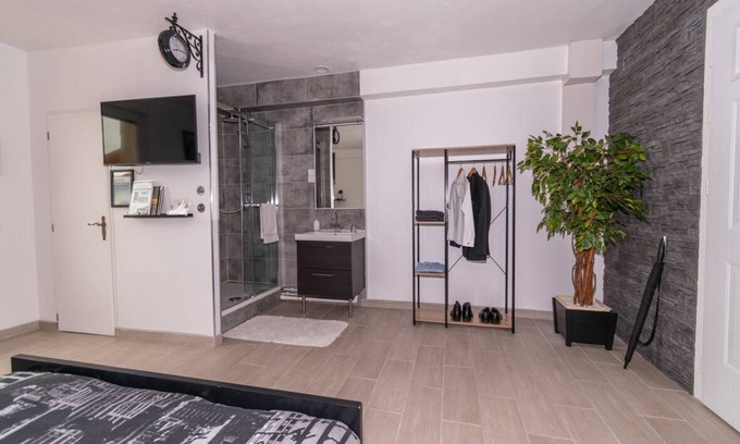 Puttelange-aux-Lacs Apartamento | Smart City Room