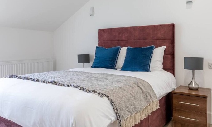 Windlesham Apartamento | Smart, Easy and Hassle-Free Two-Bed - Stylish!