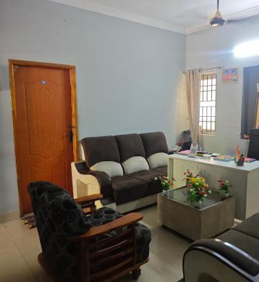 Chennai Hotel | Smart Homes near koyambedu by Stayz Royale