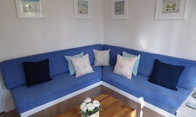 Lelant Casa | Smashing Seaside Bungalow, piscina cubierta climatizada, bar, y las instalaciones cerca de St Ives