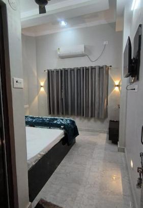 Varanasi Nagar Nigam Casa | SMB Paying Guest House
