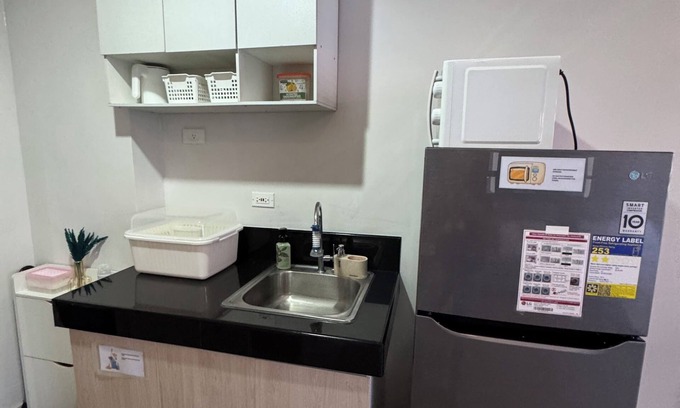 Santa Rosa Condominio | SMDC Park Residences an accessible condo in enchanting Calabarzon with AC, WiFi.