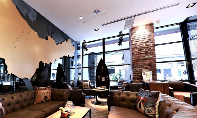 Central District Hotel | Unique hotel - Smile 73 Hotel