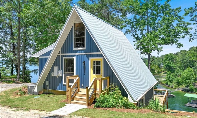Crane Hill Cabina | SMITH LAKE CABIN