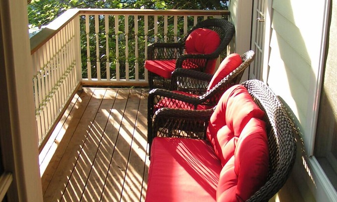 Traverse City Apartamento | Victorian Carriage House se encuentra con Urban Loft