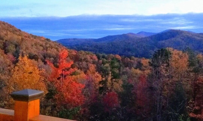 Unaka Chalet De Esquí | Smokies View - private chalet with mountain views