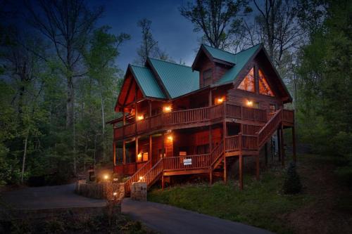 Gatlinburg - Pigeon Forge Chalet De Esquí | Smoky Mountain Getaway by Eden Crest