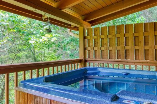 Sevierville Casa | Smoky Mountain Hideout by Avada Properties