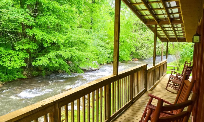 Maggie Valley Cabina | Smoky View Cottages & RV Resorts