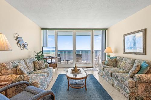 New Smyrna Beach Casa | Smyrna Beach Club 818B