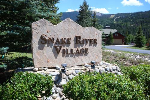 Mountain House Casa | Snake River 44 by SummitCove Lodging