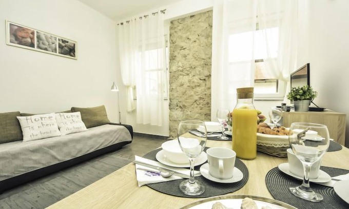 Karlobag Apartamento | Snježana by Interhome