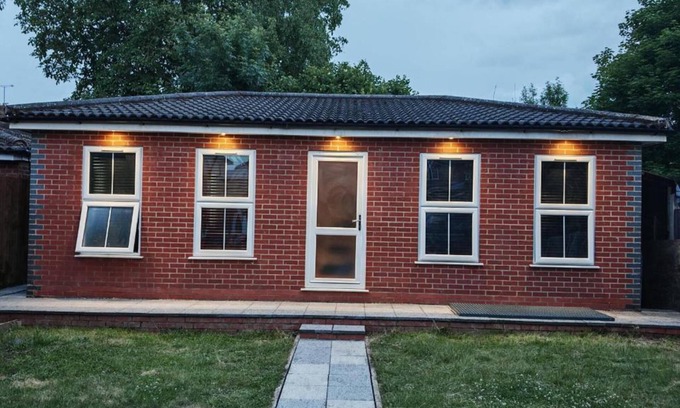 Windsor Apartamento | SnoozeDen Westmead – Windsor Castle & Legoland