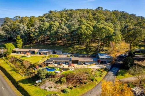 Tawonga South Complejo | Snow View Holiday Units