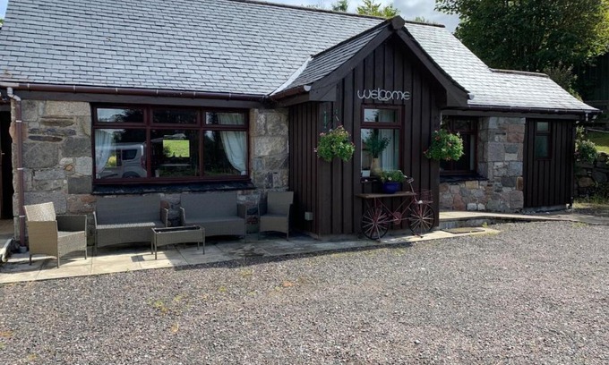 West Laroch Casa | Snowberry Cottages No1