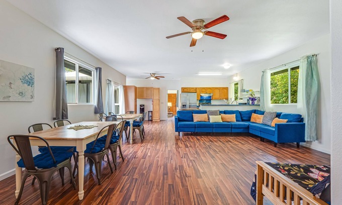 Keaau Casa | Snowbird-friendly home near the beach with patio, grill, outdoor dining area