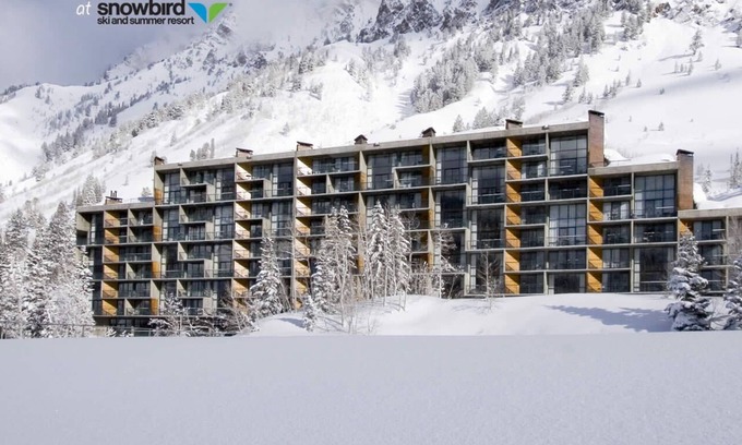 Salt Lake Mountain Resorts Cabina | Snowbird's PREMIER Ski-in Ski-out Suite @ Iron Blosam Lodge
