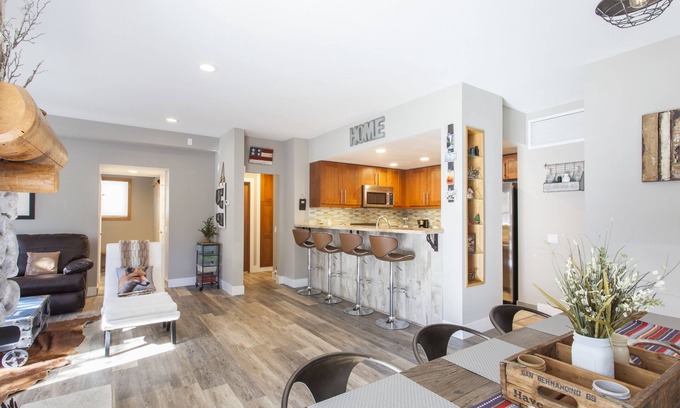 Mammoth Lakes Condominio | Snowcreek 881 Phase V