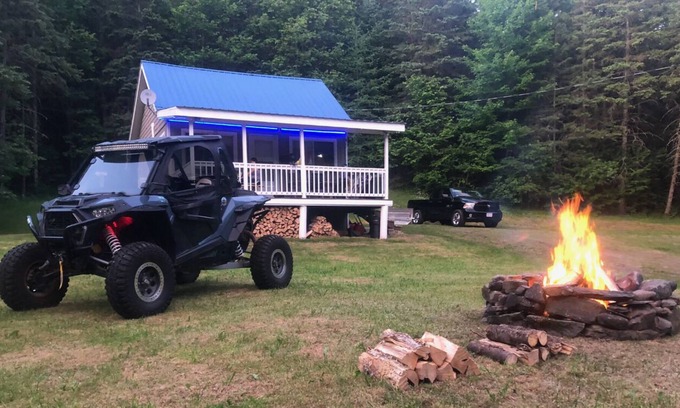 Stewartstown Casa | Acceso directo a moto de nieve / ATV Cabina de alquiler